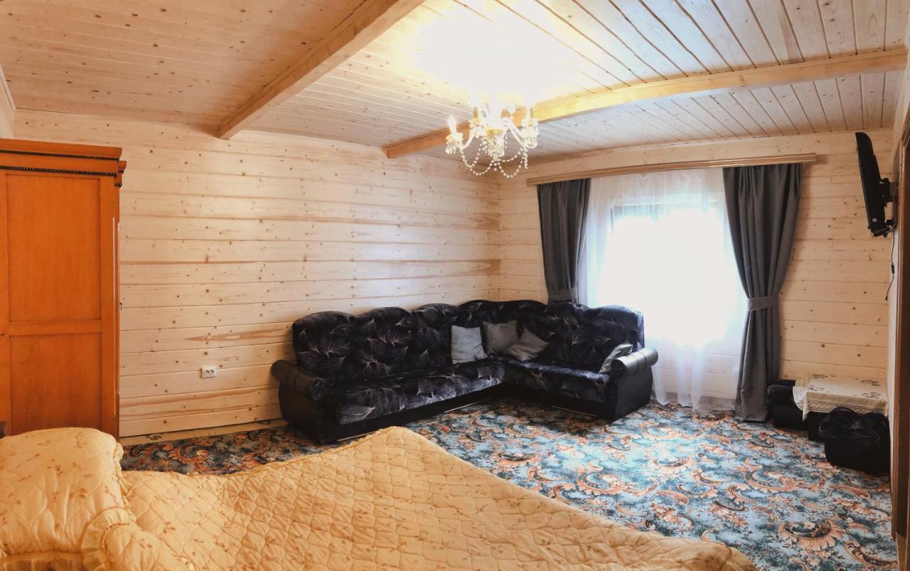 Вершина Карпат Hotel Krasnik Bagian luar foto