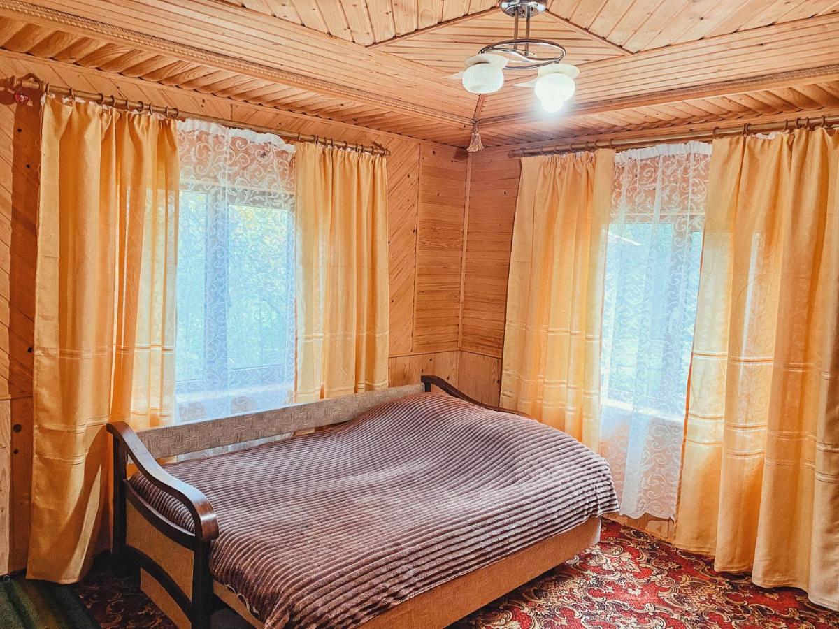 Вершина Карпат Hotel Krasnik Bagian luar foto